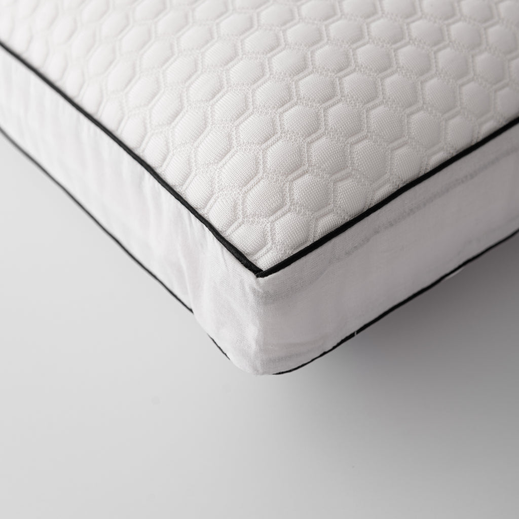 Lacozia Slumber Cooling Memory Foam Pillow